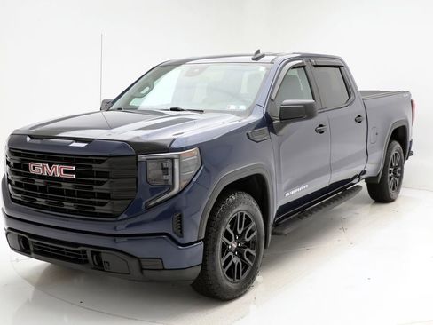 Used 2023 GMC Sierra 1500 Pro image 2