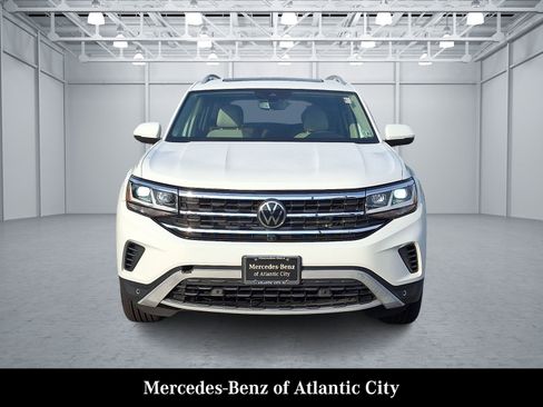 Used 2021 Volkswagen Atlas SEL Premium image 2