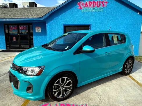 Used 2020 Chevrolet Sonic LT w/ Convenience Package FWD image 1