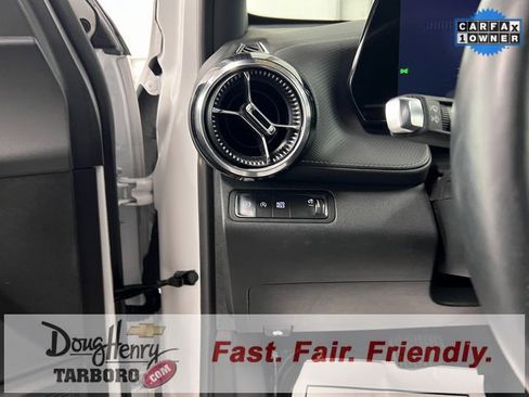 Used 2025 Chevrolet Equinox LT image 28