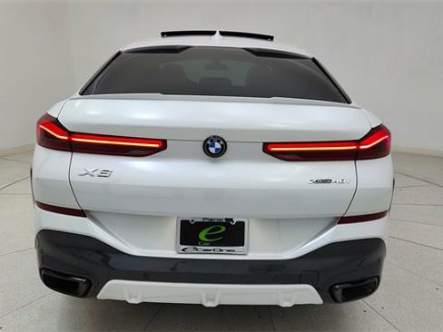 Used 2023 BMW X6 xDrive40i w/ M Sport Package image 5
