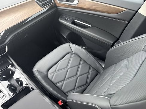 New 2026 Volkswagen Atlas SE FWD image 27