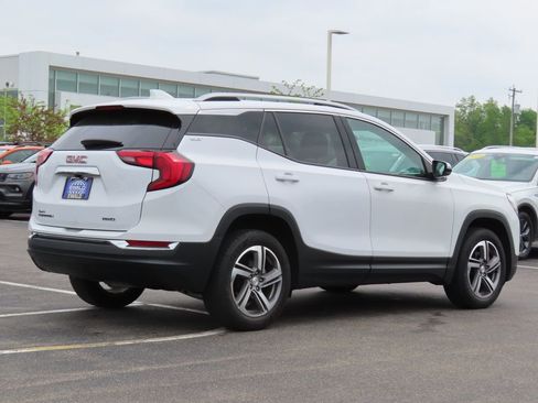 Used 2020 GMC Terrain SLT AWD/4WD image 3