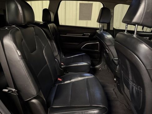 Used 2024 Kia Telluride S w/ S Sunroof Package image 25