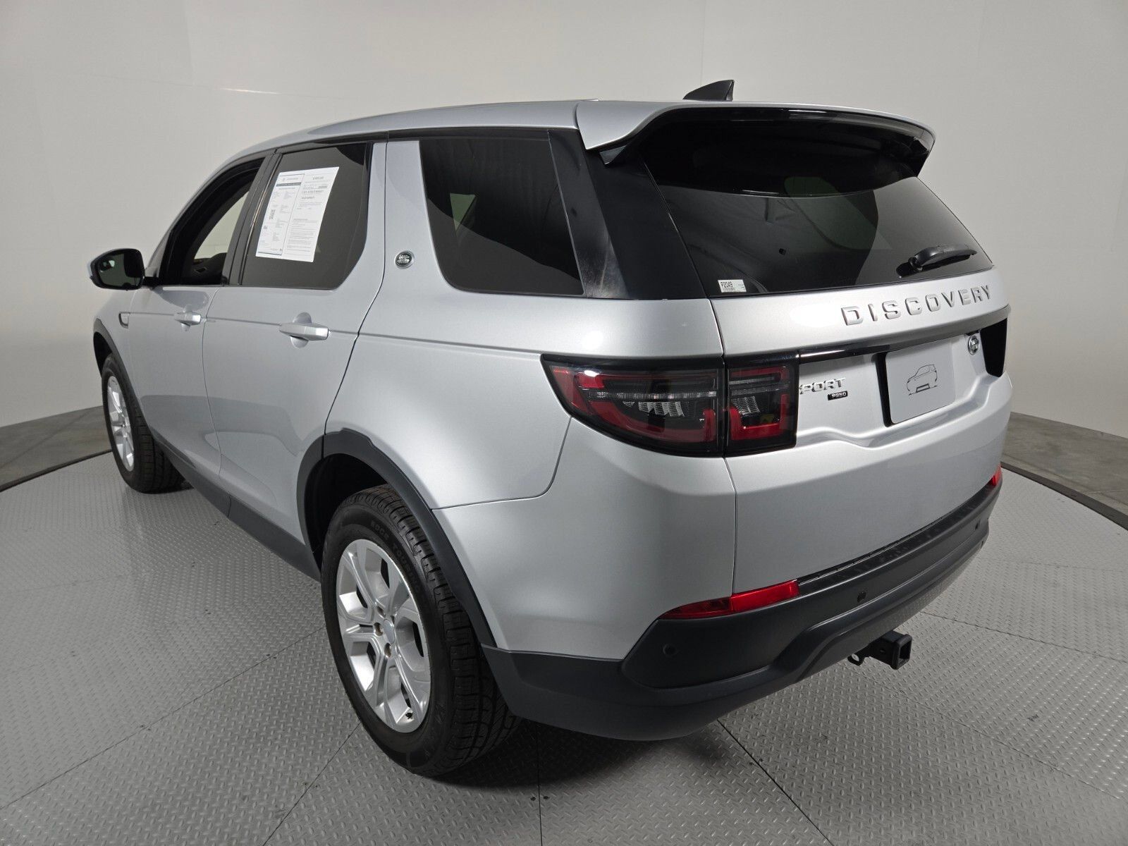 Used 2020 Land Rover Discovery Sport AWD/4WD image 16