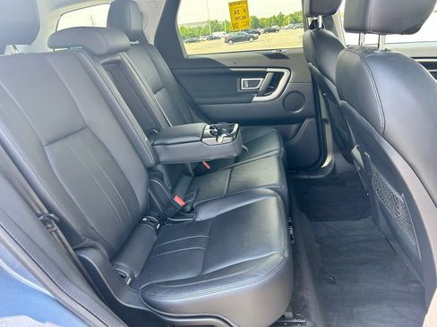 Used 2019 Land Rover Discovery Sport HSE AWD/4WD image 15