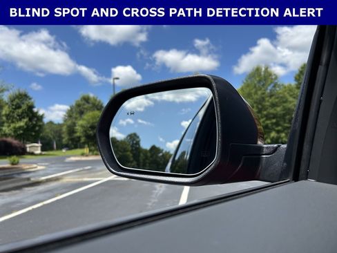 New 2025 GMC Acadia Denali w/ Super Cruise Package image 9