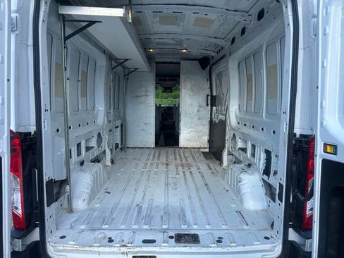 Used 2016 Ford Transit 250 148 Medium Roof image 29