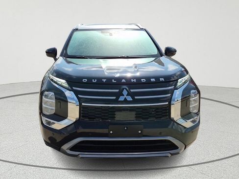 New 2025 Mitsubishi Outlander SEL image 2