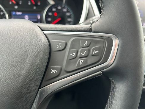 Used 2023 Chevrolet Equinox LT image 25