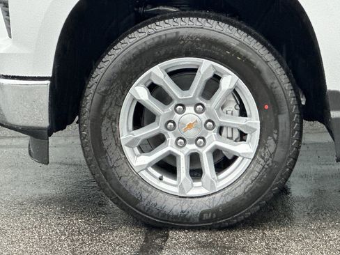 New 2025 Chevrolet Silverado 1500 LT image 30