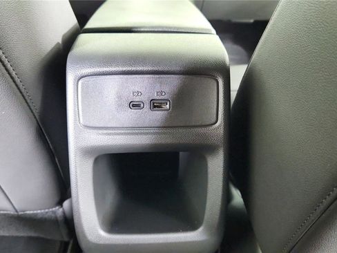 New 2026 Chevrolet Trax RS w/ Sunroof Package image 31