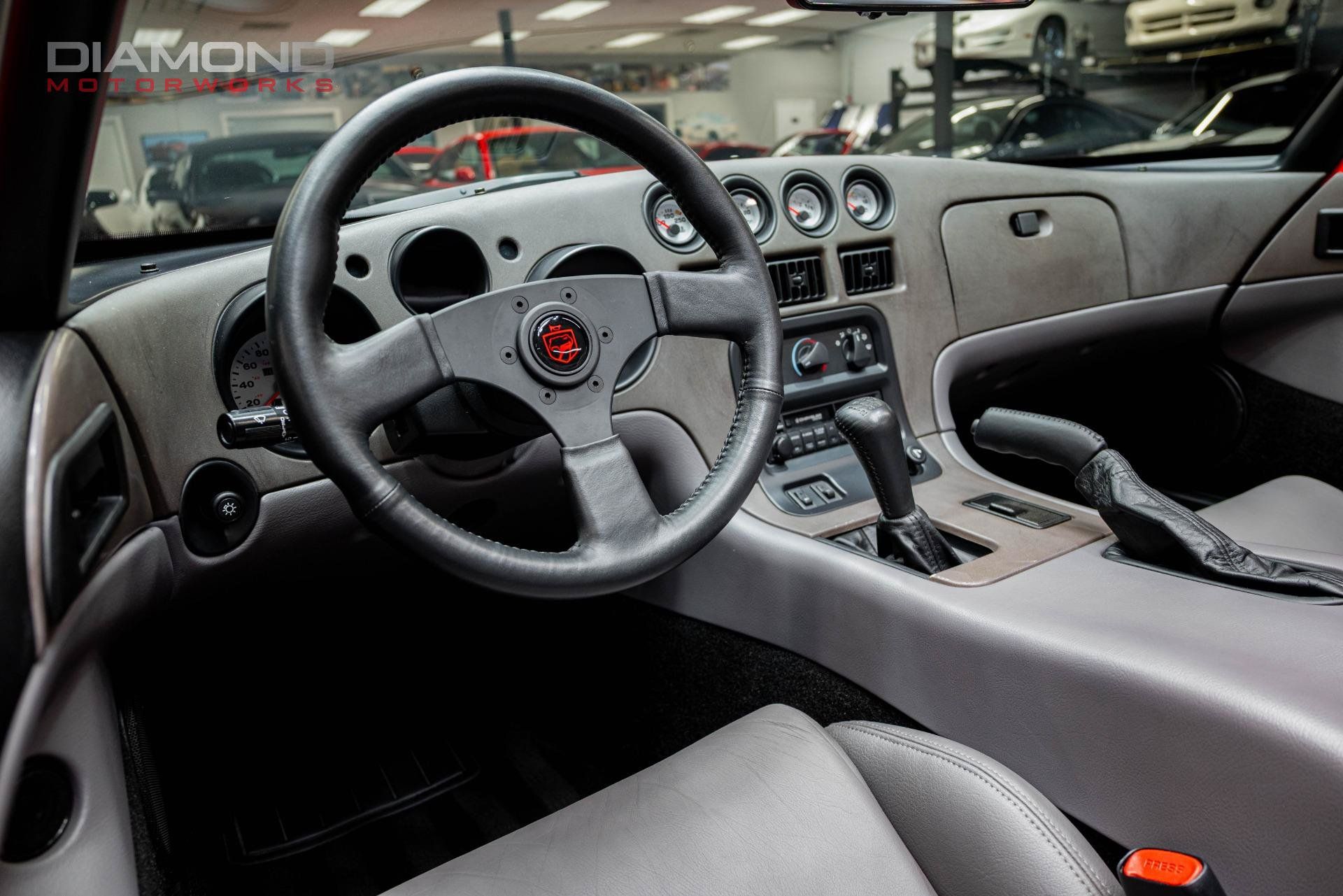Used 1993 Dodge Viper RT/10 RWD image 24