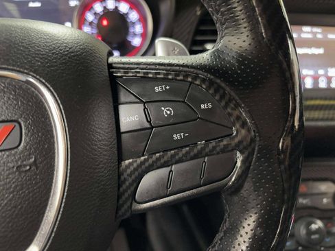 Used 2022 Dodge Challenger GT image 34