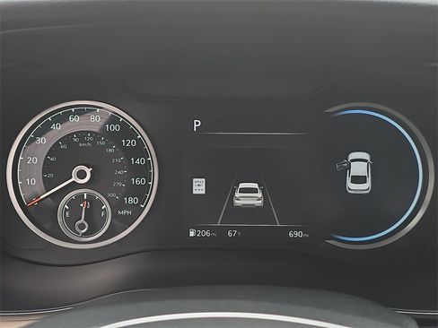 Used 2026 Genesis G70 2.5T image 18