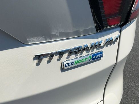 Used 2018 Ford Escape Titanium w/ Ford Safe & Smart Package AWD/4WD image 36