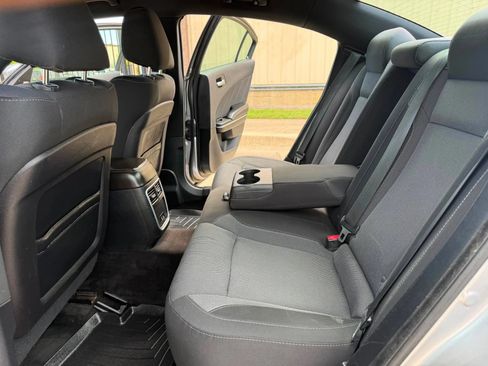 Used 2016 Dodge Charger SXT RWD image 23