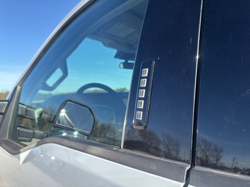Used 2024 Ford F250 XLT w/ FX4 Off-Road Package image 9