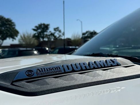 Used 2023 Chevrolet Silverado 2500 LT image 12