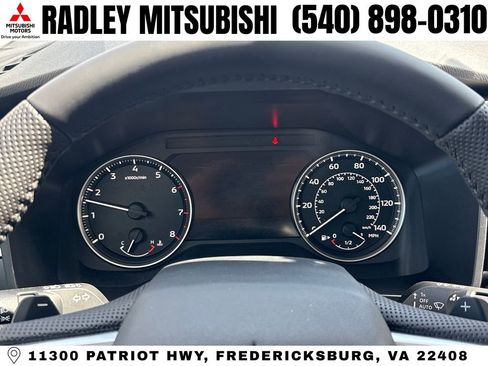 New 2026 Mitsubishi Outlander SE image 7