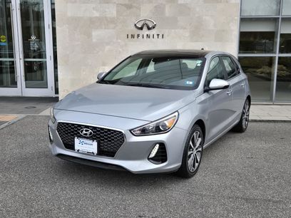 Used 2020 Hyundai Elantra GT w/ Style Package 02