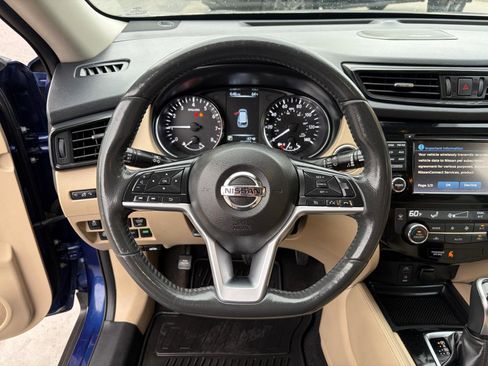 Used 2017 Nissan Rogue SL w/ SL Premium Package image 17