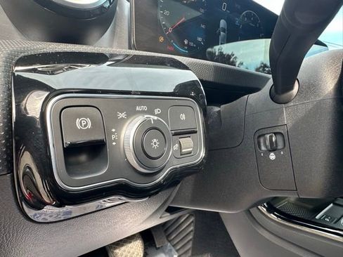 Certified 2021 Mercedes-Benz A 220 4MATIC image 13