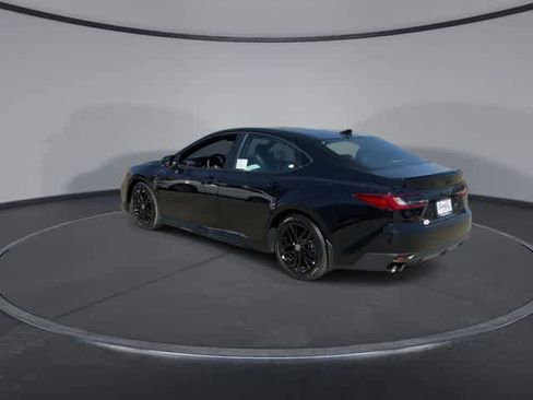 Used 2026 Toyota Camry SE w/ Multimedia Upgrade Package image 6