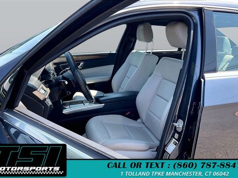 Used 2016 Mercedes-Benz E 350 4MATIC Sedan image 24