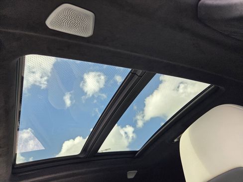 Certified 2025 BMW X6 M Competition w/ Executive Package image 20