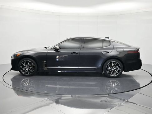 Used 2023 Kia Stinger GT-Line w/ Sun & Sound Package RWD image 8