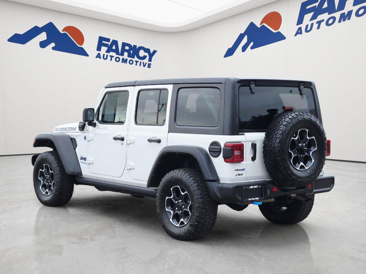 Used 2022 Jeep Wrangler Unlimited Rubicon 4xe w/ Cold Weather Group AWD/4WD image 6