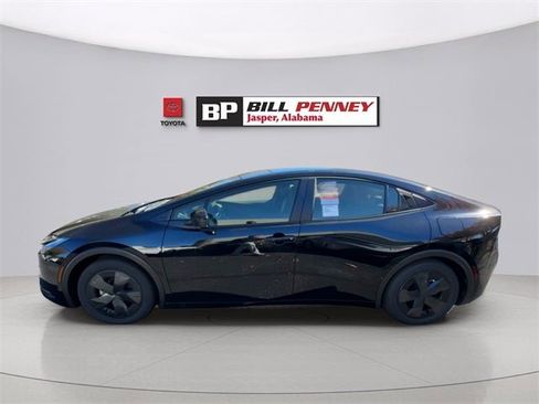 New 2026 Toyota Prius LE image 2