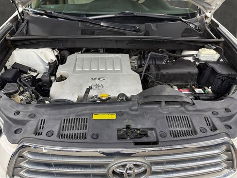 Used 2010 Toyota Highlander Limited FWD image 9