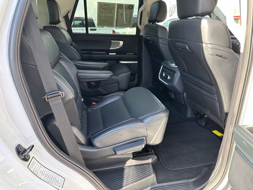 Certified 2025 Ford Expedition Platinum AWD/4WD image 20
