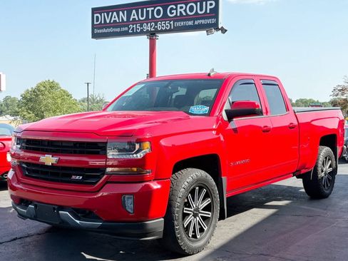 Used 2018 Chevrolet Silverado 1500 LT w/ All Star Edition AWD/4WD image 2