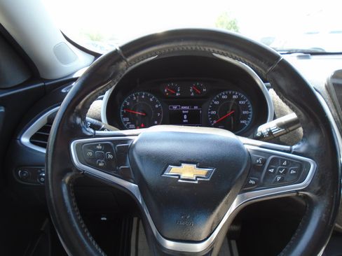 Used 2022 Chevrolet Malibu RS FWD image 14