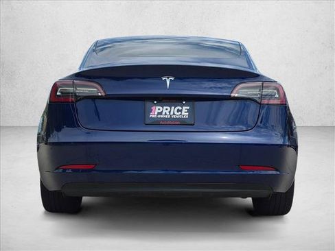 Used 2023 Tesla Model 3 Standard Range RWD image 7
