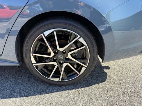 New 2025 Nissan Sentra SR w/ SR Premium Package image 12