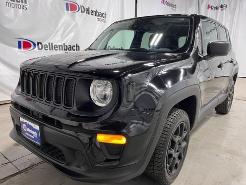 Used 2023 Jeep Renegade Latitude AWD/4WD image 3