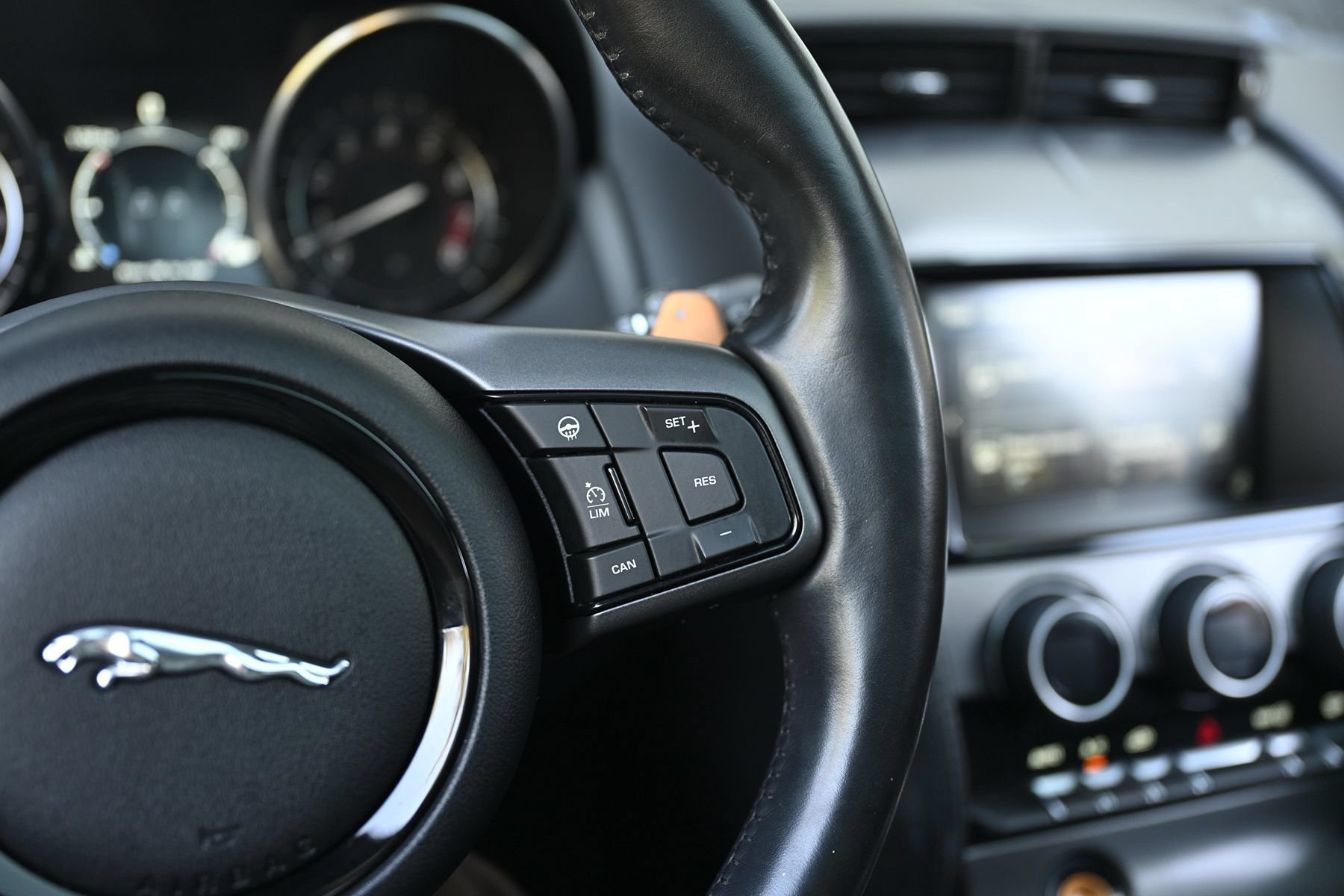 Used 2016 Jaguar F-TYPE S RWD image 46
