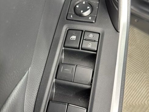 Used 2023 Toyota RAV4 LE image 24