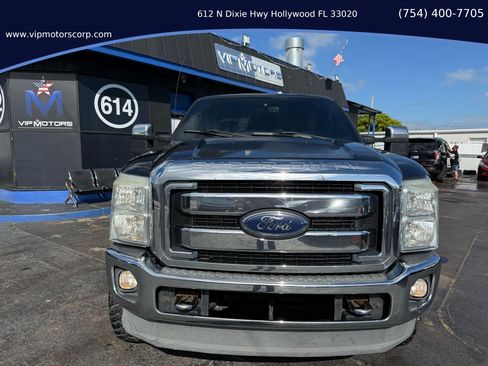 Used 2016 Ford F250 Lariat w/ Chrome Package image 7