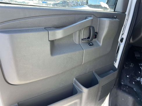 Used 2024 Chevrolet Express 2500 w/ Driver Convenience Package image 11