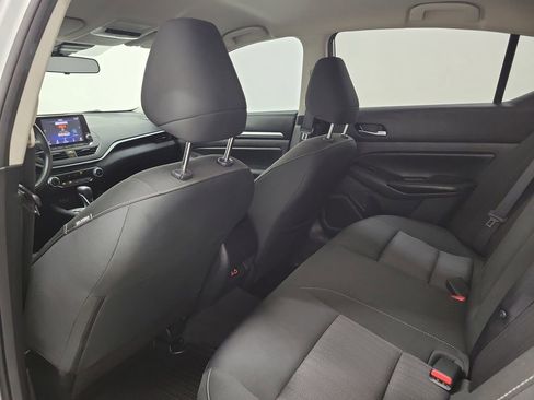 Used 2022 Nissan Altima 2.5 SV image 14