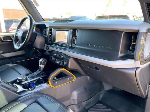 Used 2023 Ford Bronco Badlands image 14
