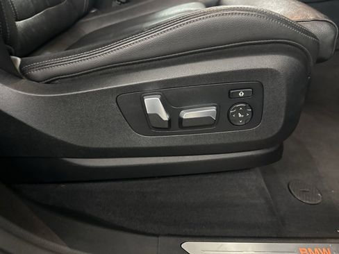 Used 2019 BMW X5 xDrive40i w/ Convenience Package image 49