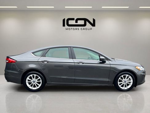 Used 2019 Ford Fusion SE image 6
