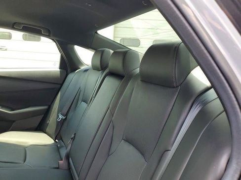 Used 2025 Honda Accord Sport image 10