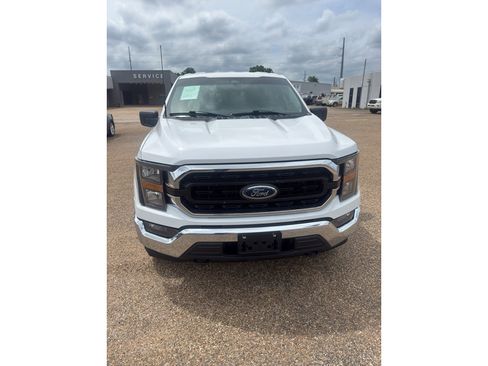 Used 2023 Ford F150 XLT w/ Equipment Group 301A Mid AWD/4WD image 8